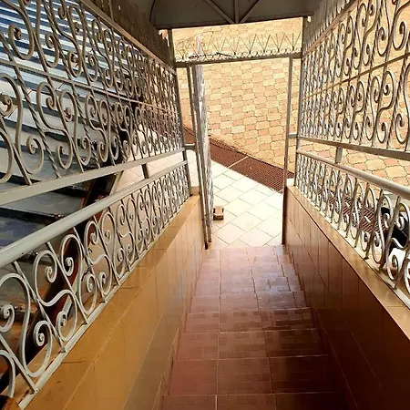 Apartment Location Appartement Meubles A Nkolfoulou Yaounde Cameroun Bern